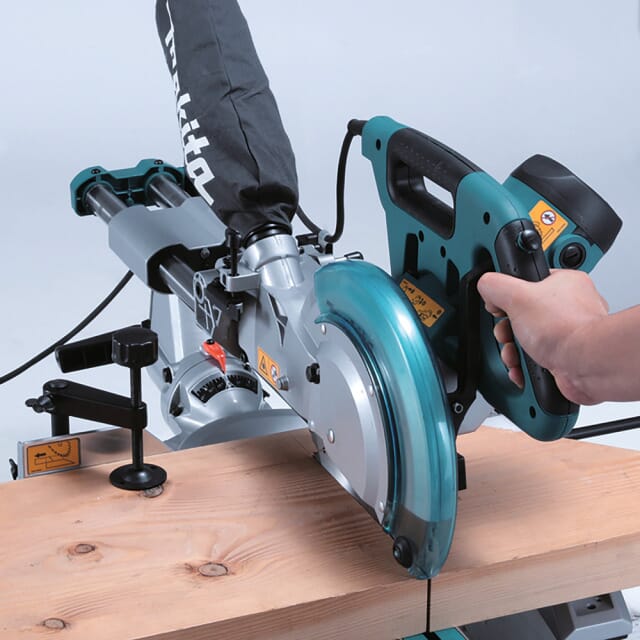 Kapp- Gehrungssäge LS1018LN Makita